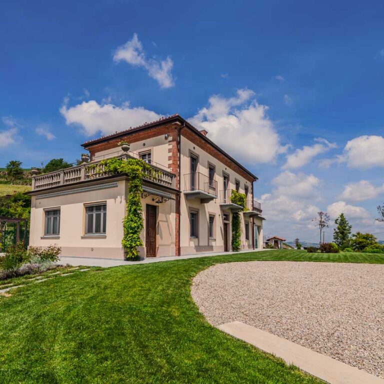 villa-esterno-laterale